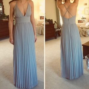 ADORABLE SIMPLE MAXI PROM DRESS (worn twice💞)